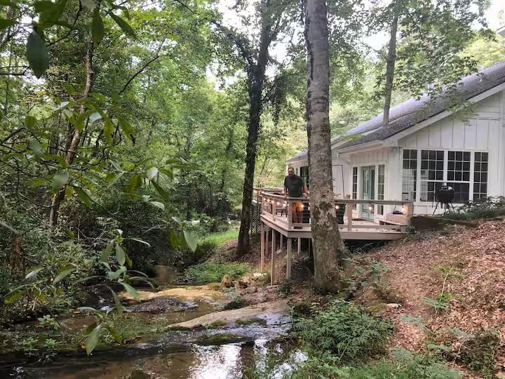 260 Holly Lane