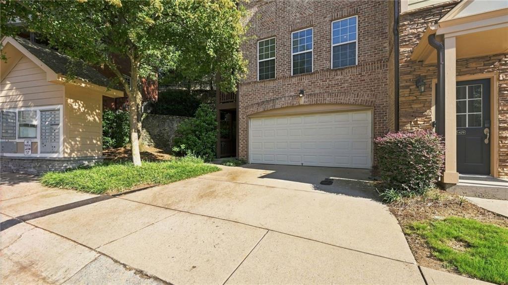 1431 Ashford Creek Circle NE