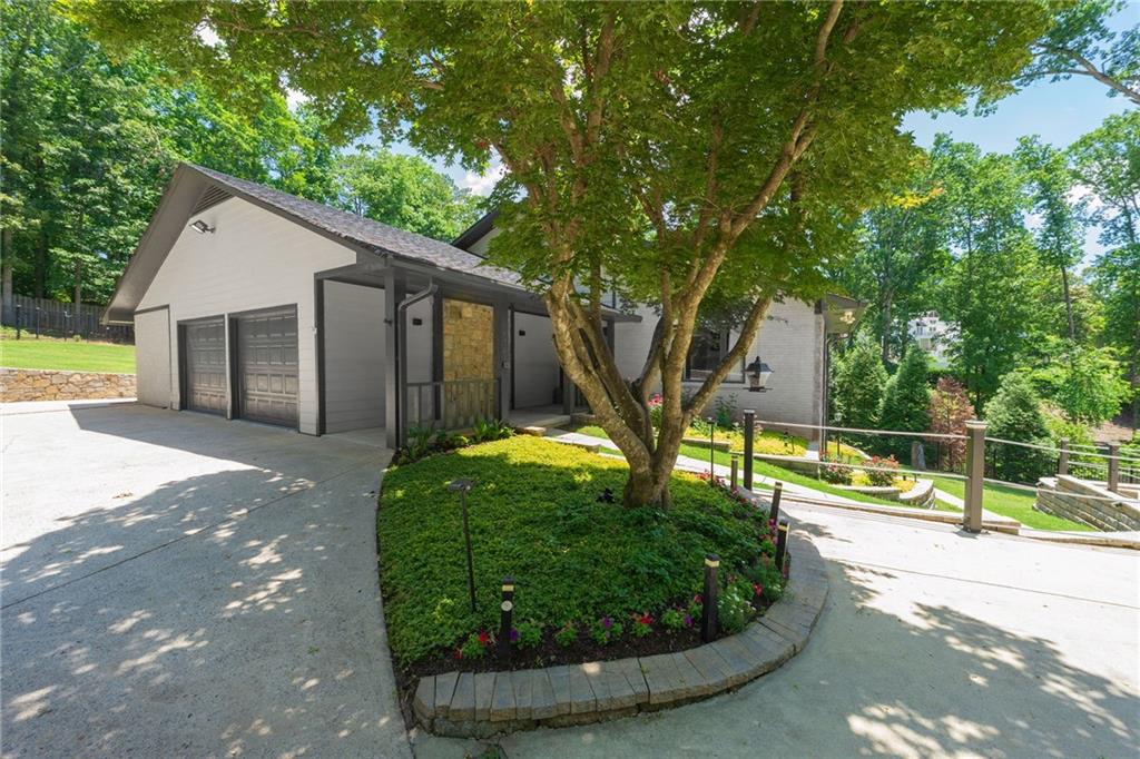 9701 Buice Road, Alpharetta, GA, 30022 1 9701 Buice Road