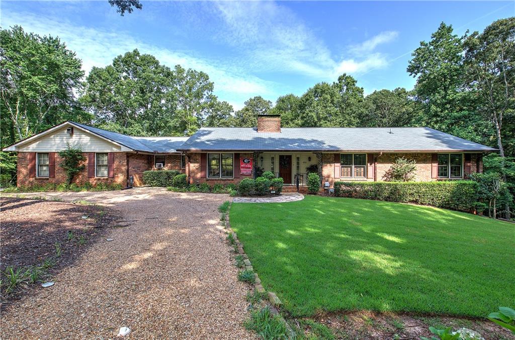 111 Tanglewood Drive