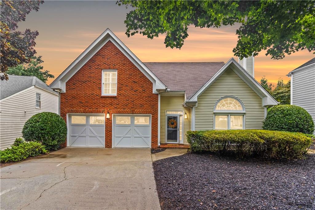215 Ridge Point Court