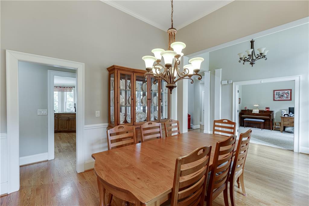 411 Meadow Lake Terrace