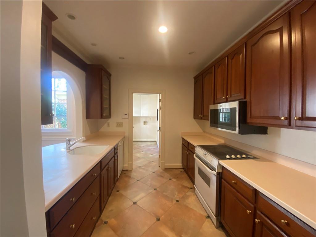 629 Pinetree Drive, Decatur, Georgia image 40