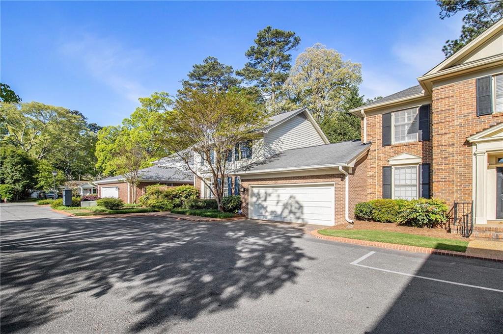 629 Pinetree Drive, Decatur, Georgia image 5