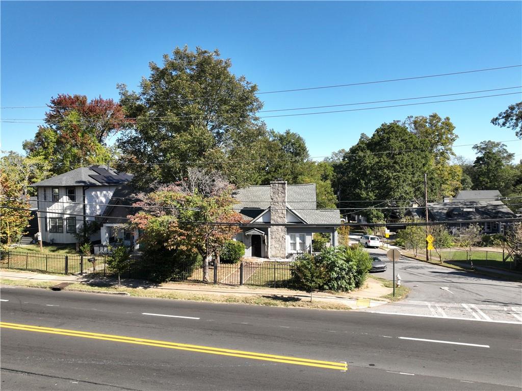 672 Cascade Avenue SW