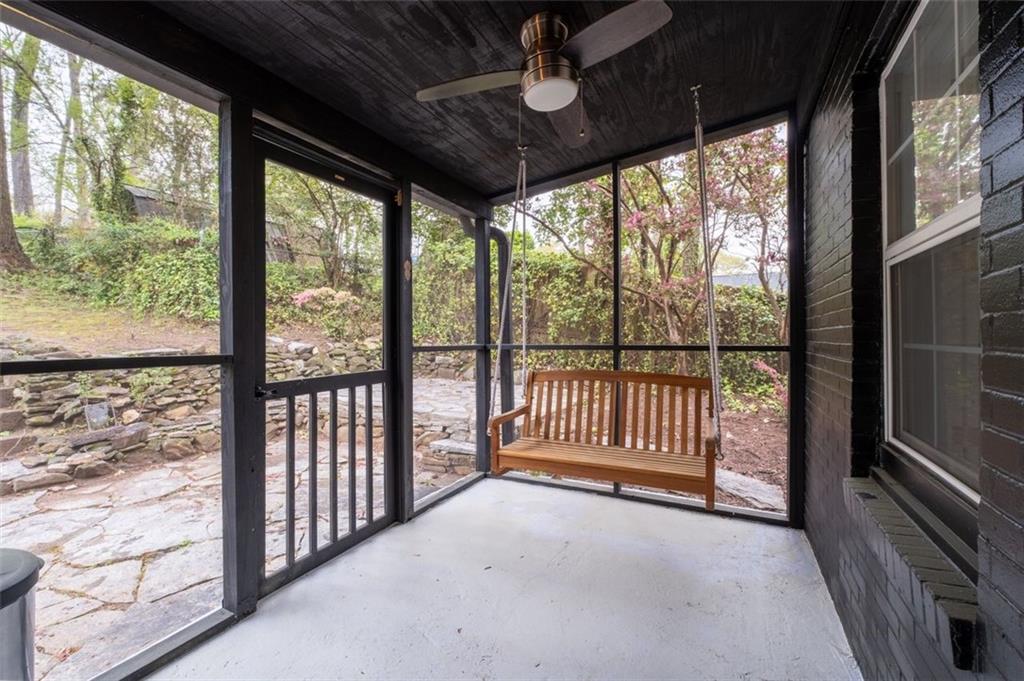 2597 Elsinore Street, East Point, Georgia image 31
