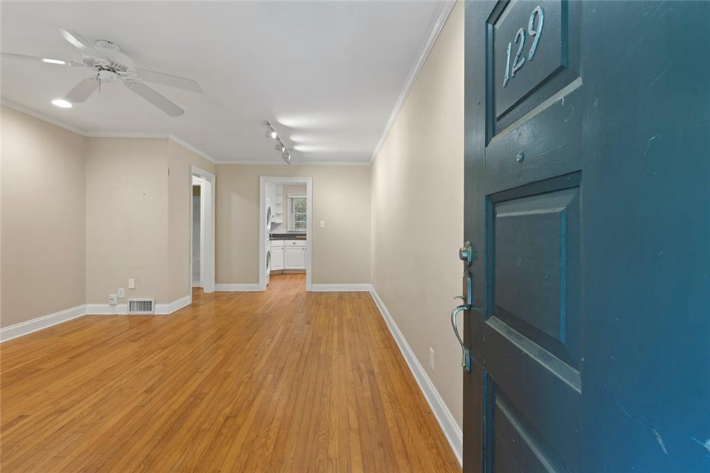 129 Parkside Circle