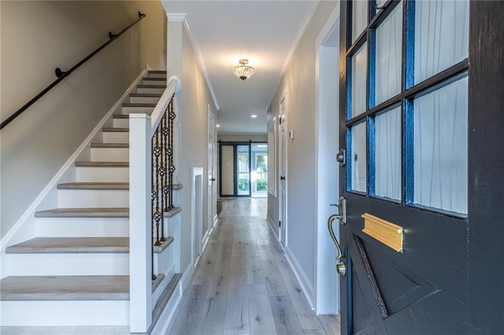 6700 Roswell Road 21E