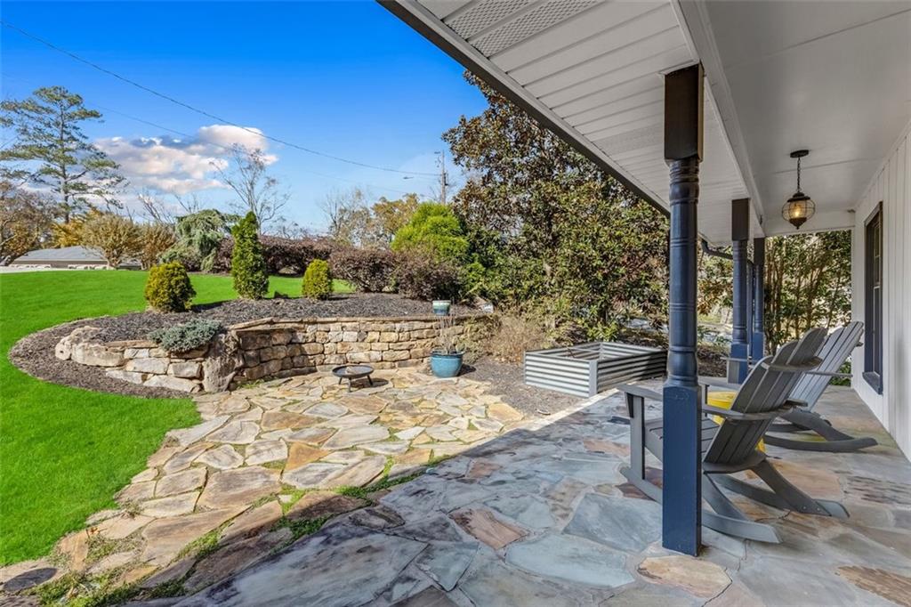 1525 BEND CREEK Court