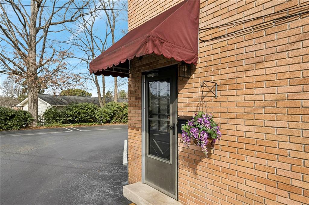 1233 Woodland Avenue NE #5