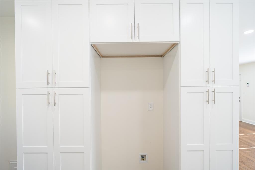 921 Byron Drive, Atlanta, Georgia image 9