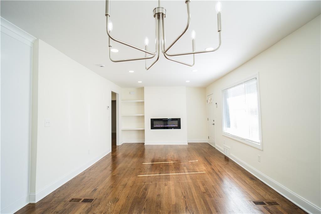 921 Byron Drive SW