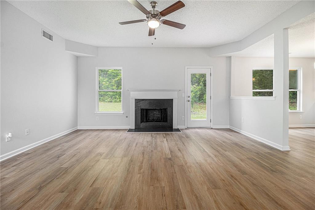 1024 Odelle Circle, Mcdonough, Georgia image 7