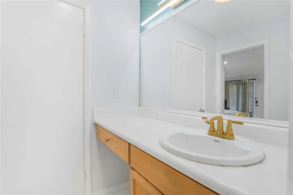 1150 Collier Road Unit 25D