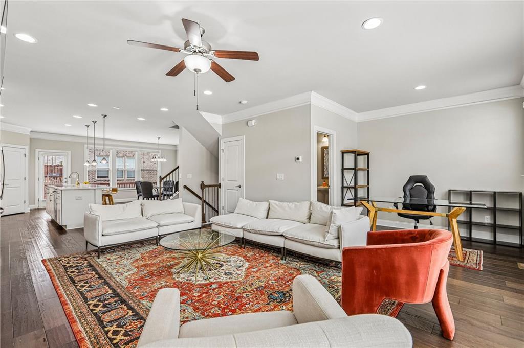 4111 Barry Place 56