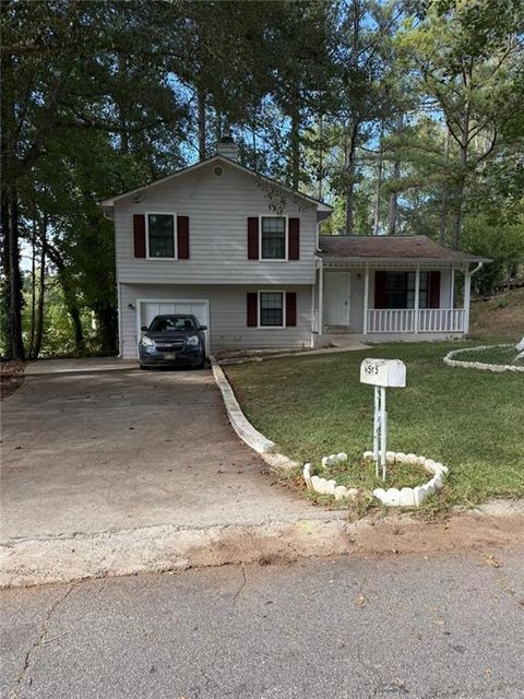 A home in Lilburn