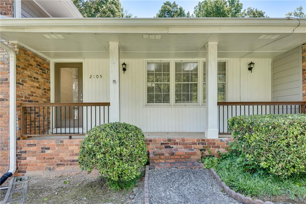 2105 Vistadale Court