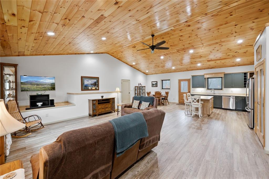 1581 Taylor Town Road NE