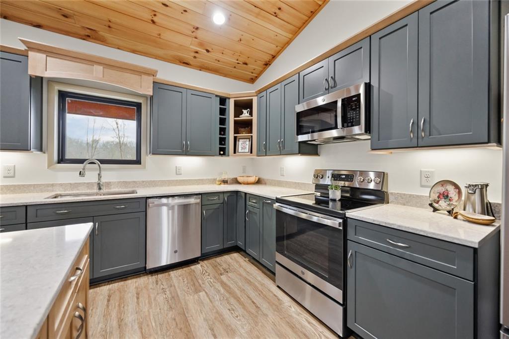 1581 Taylor Town Road NE