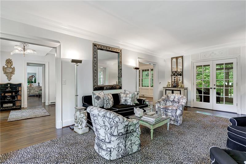 3382 Habersham Road