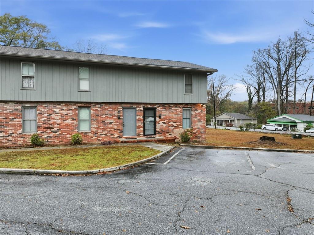 1071 OAKLAND Avenue SE D