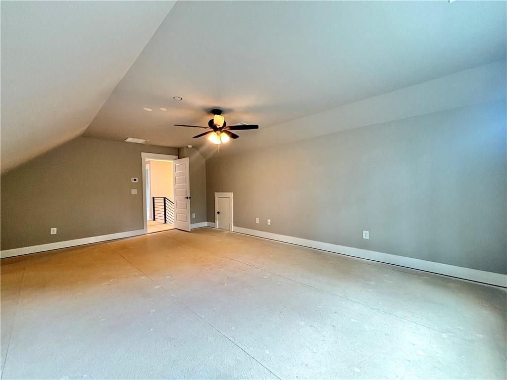 8660 Drake Drive, Lula, Georgia image 39