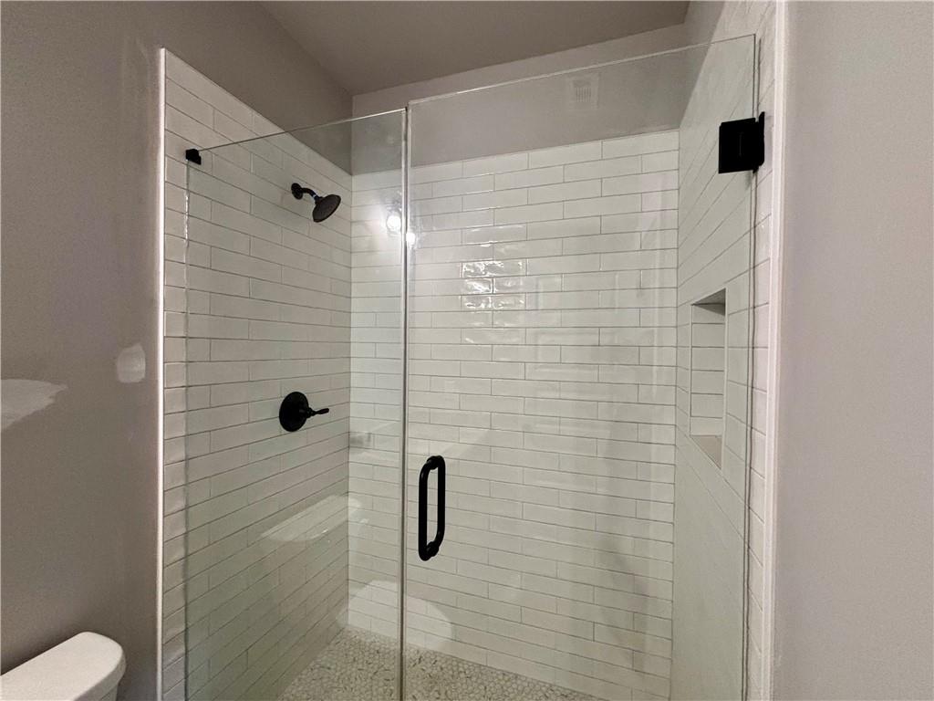 8660 Drake Drive, Lula, Georgia image 31