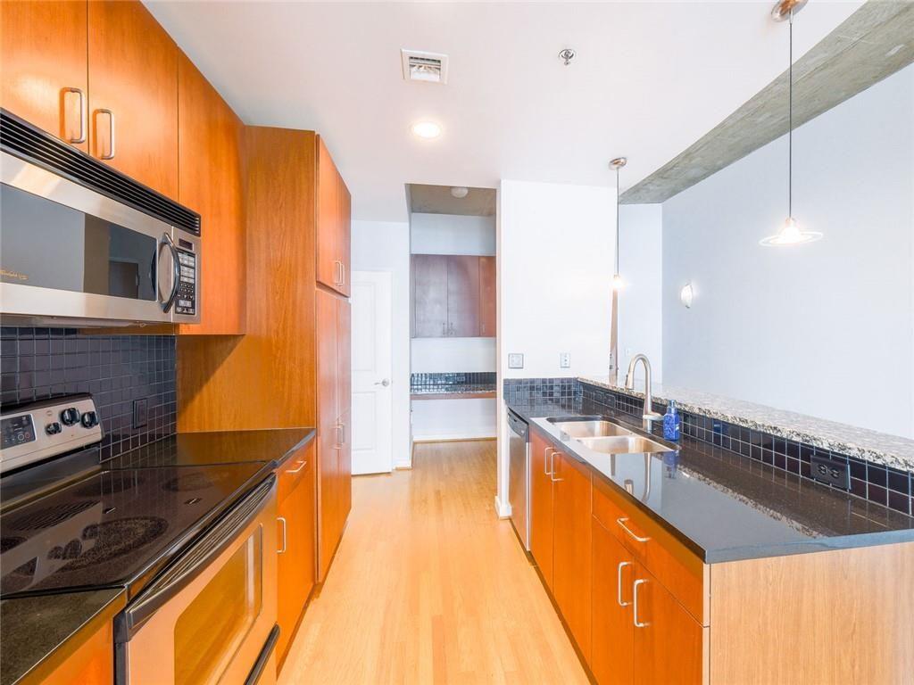 943 Peachtree Street NE 1909