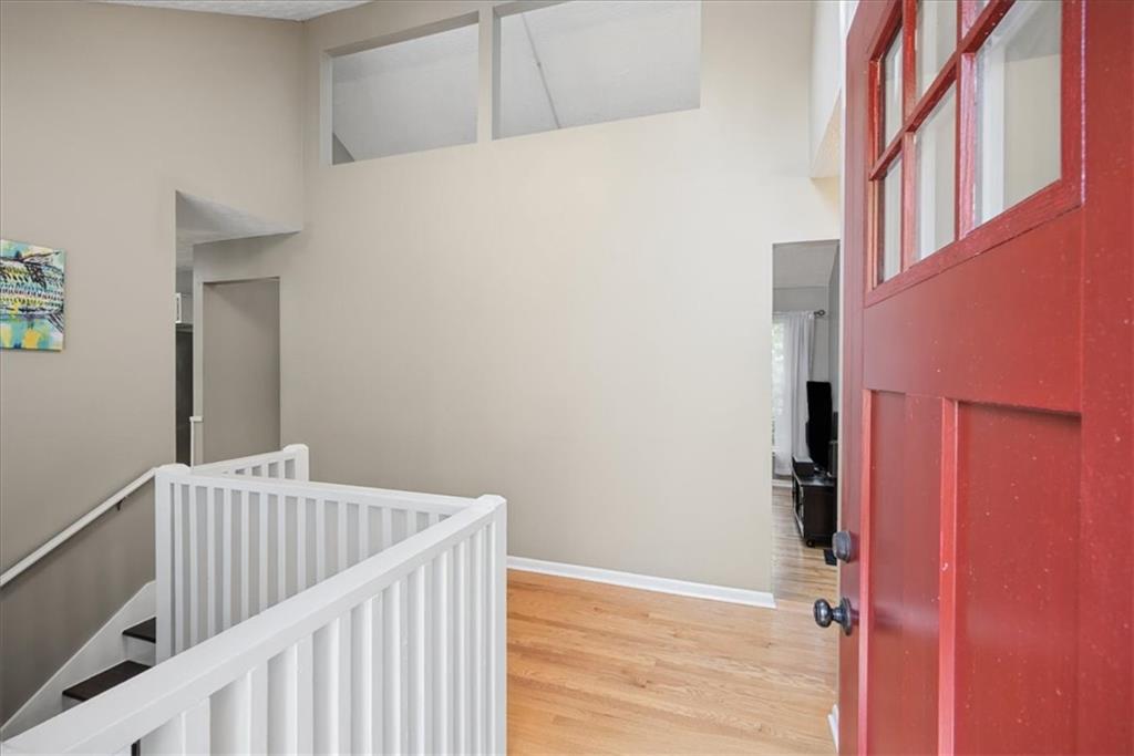98 Geraldine Drive SE