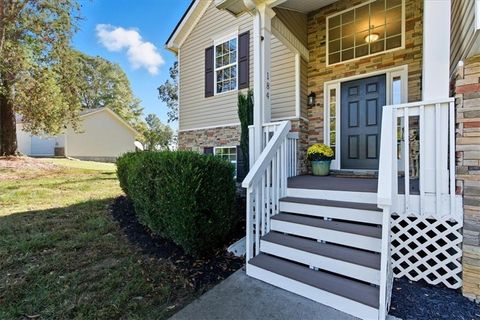 Homes For Sale - 184 Morgan Lane<br/> Rockmart, GA 30153