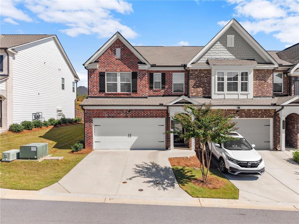 1042 Edwin Lane