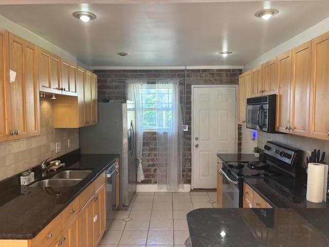 24 Daniel Street SE 8