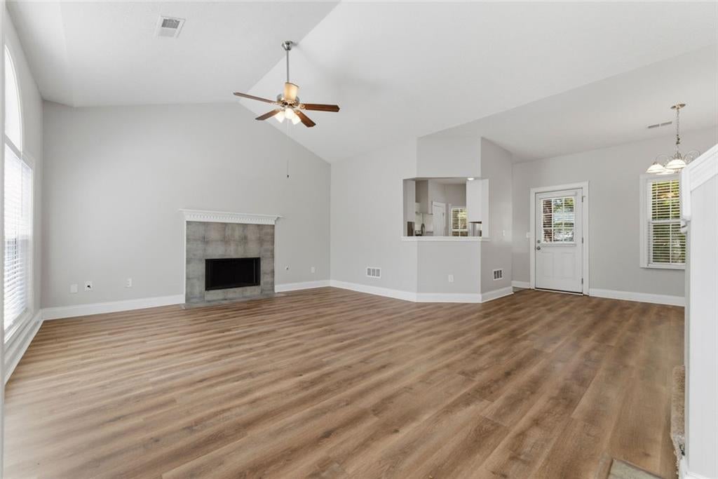3022 Lake Park