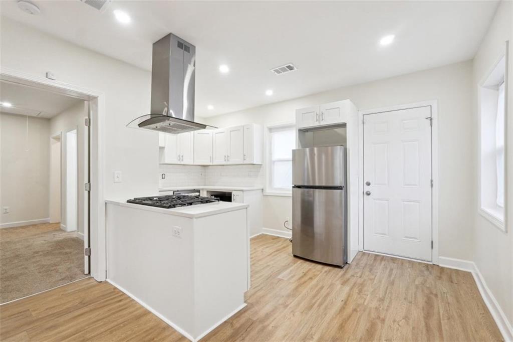 1032 Garibaldi Street