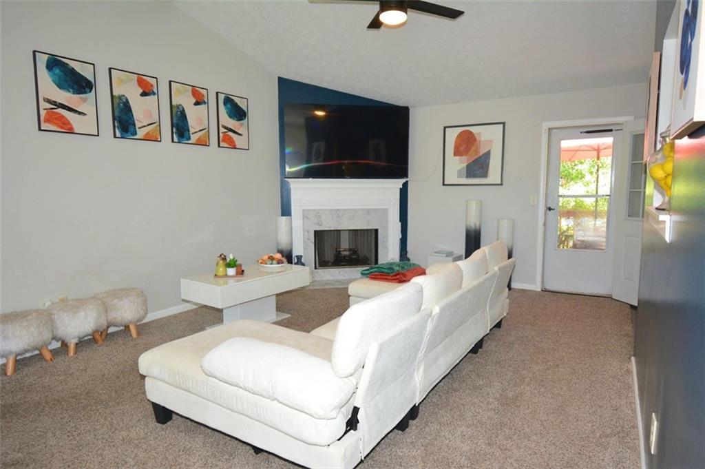 2176 Cold Springs Circle, Lithonia, Georgia image 2