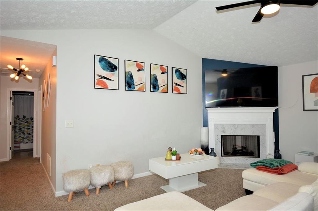 2176 Cold Springs Circle, Lithonia, Georgia image 3