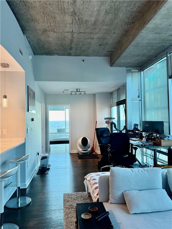 923 Peachtree Street NE 1638