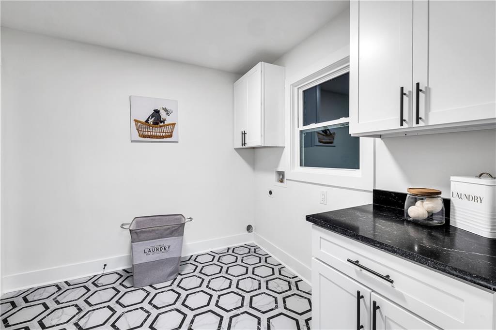Holly Lane Estates - Residential