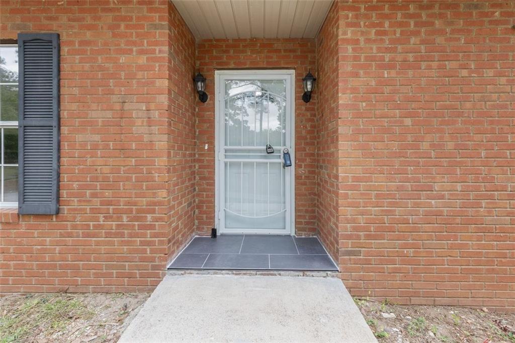 3881 Moore Road, Ellenwood, Georgia image 7