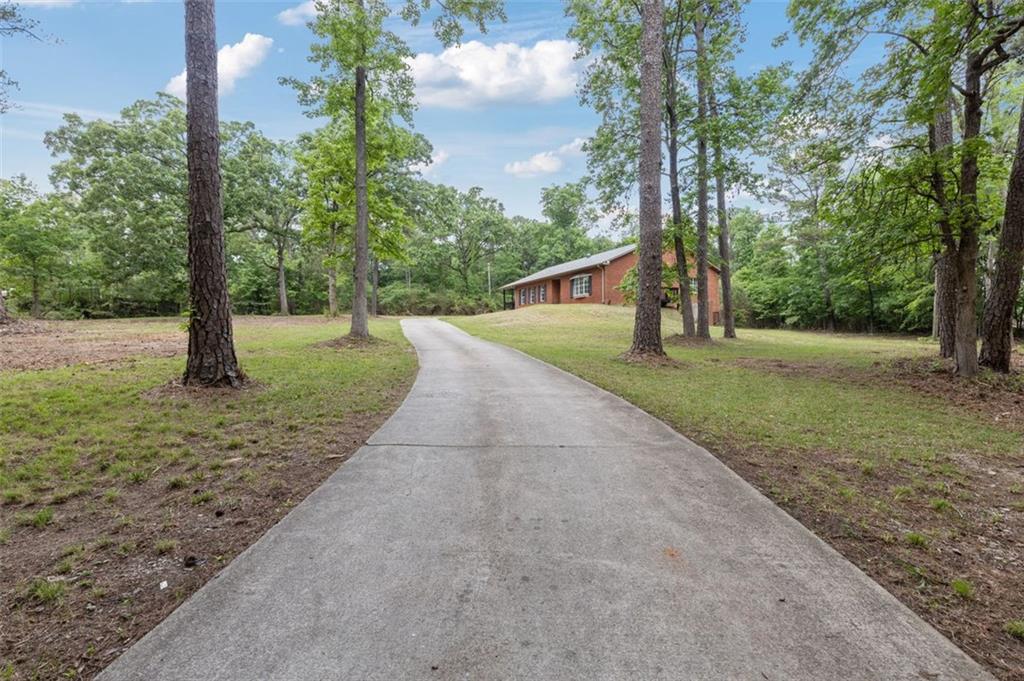 3881 Moore Road, Ellenwood, Georgia image 2