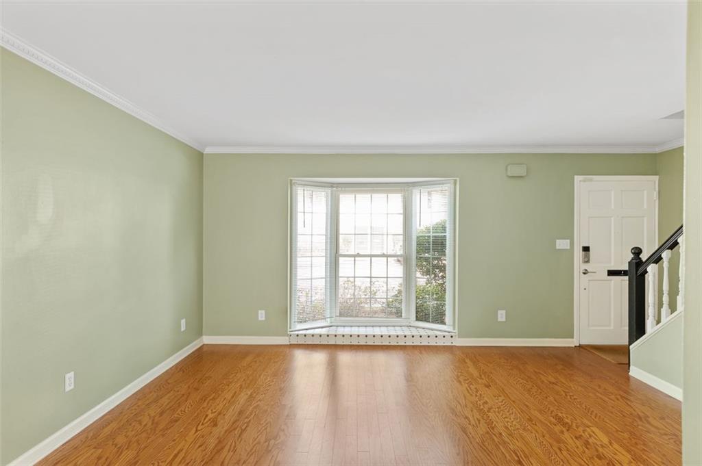 136 PEACHTREE MEMORIAL Drive NW CT-6