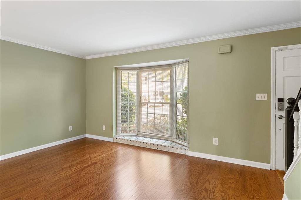 136 PEACHTREE MEMORIAL Drive NW CT-6