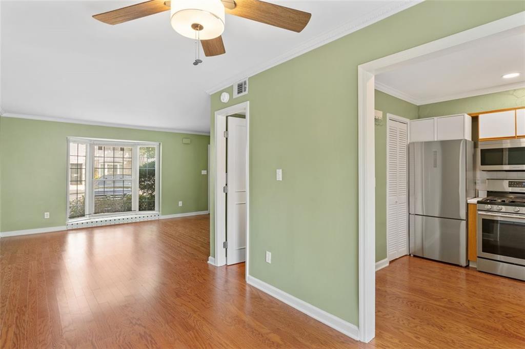 136 PEACHTREE MEMORIAL Drive NW CT-6