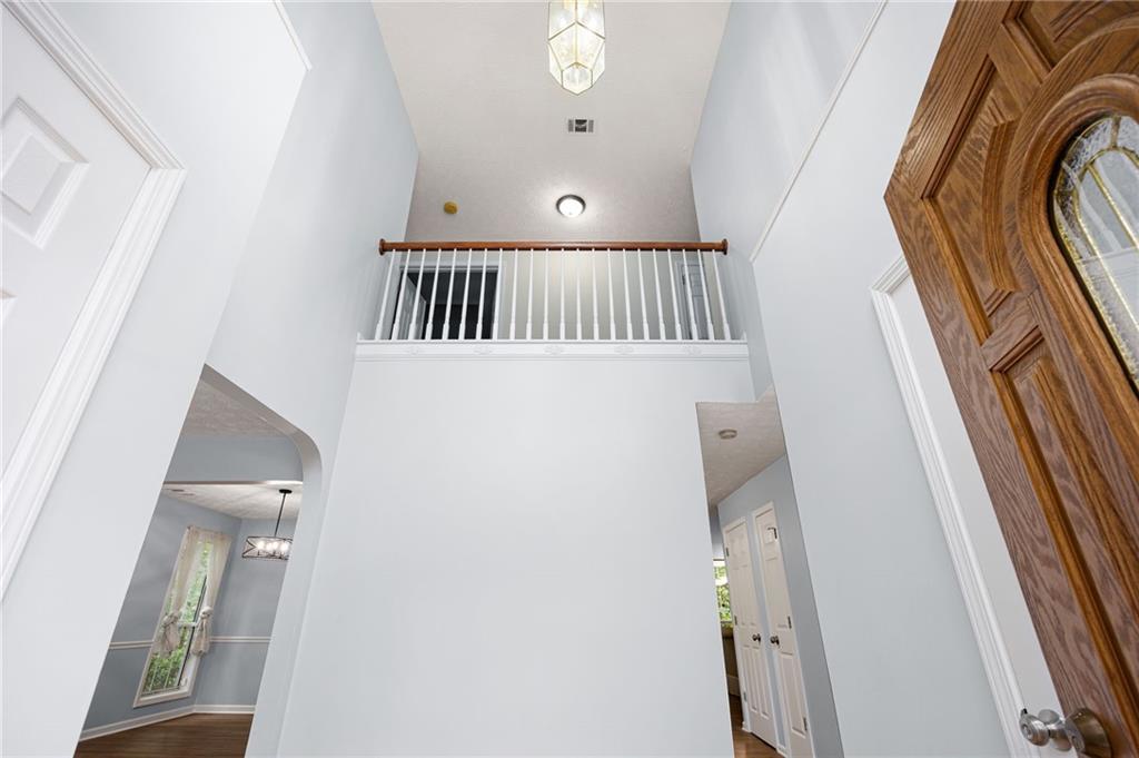 190 Crestworth Court