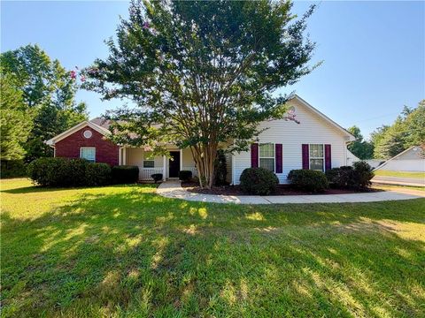 Homes For Sale - 15 Amber Way<br/> Newton County, Covington, GA 30016