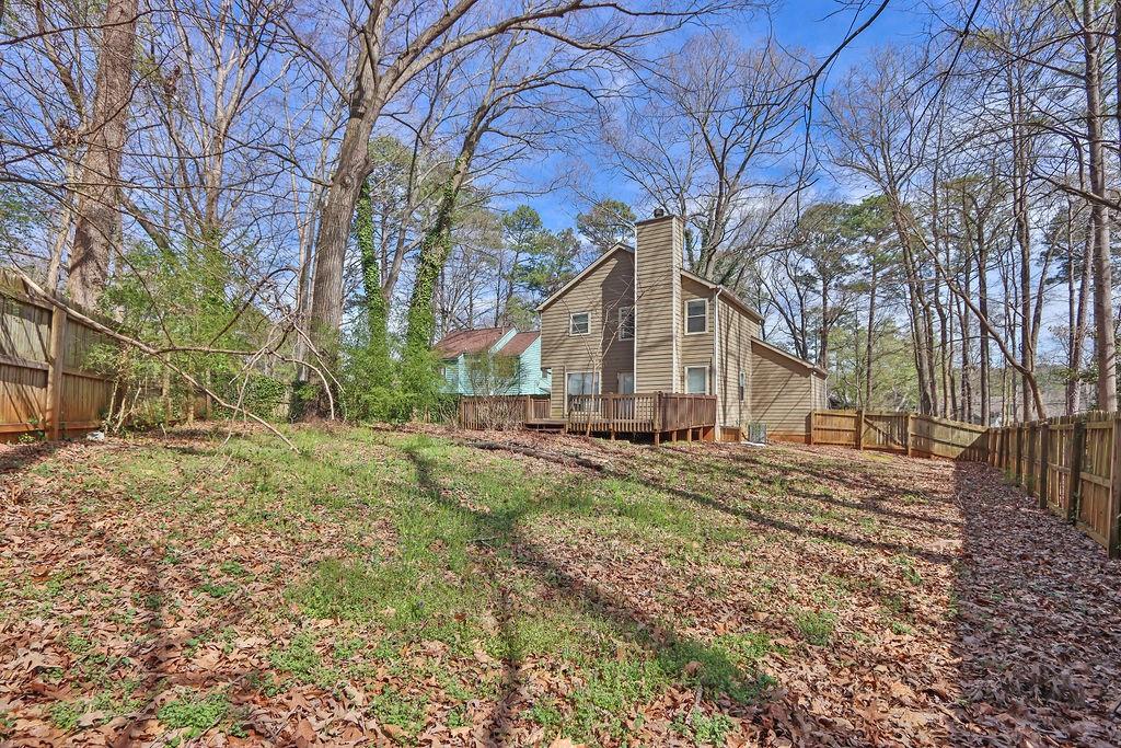 585 Lake Drive, Snellville, Georgia image 21