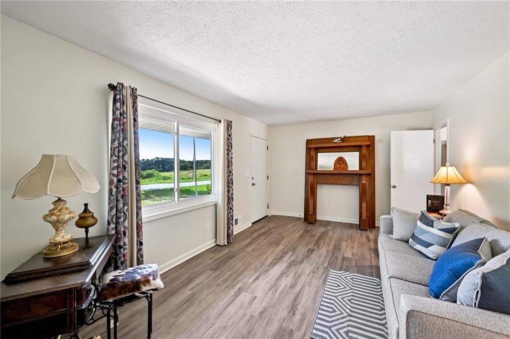 4099 Highway 5