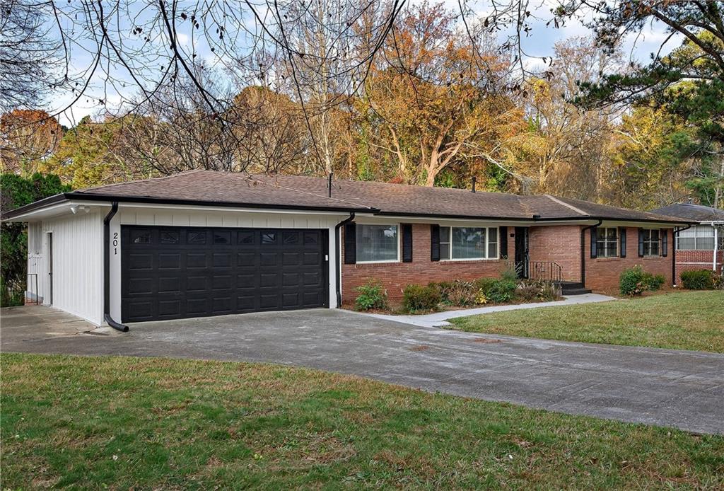 201 E Simon Terrace NW