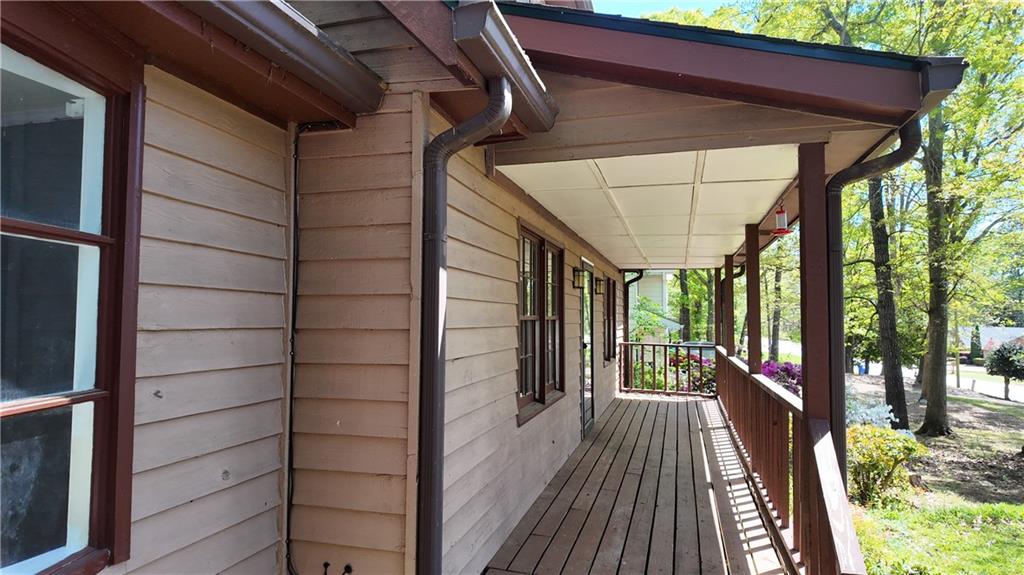 2072 hampton Trail