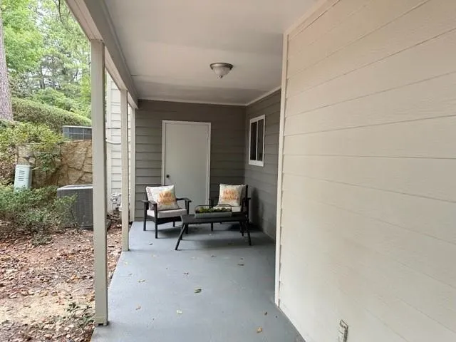 Smyrna, Georgia 30080, United States, 2 Bedrooms Bedrooms, ,2 BathroomsBathrooms,Residential,Active,94818